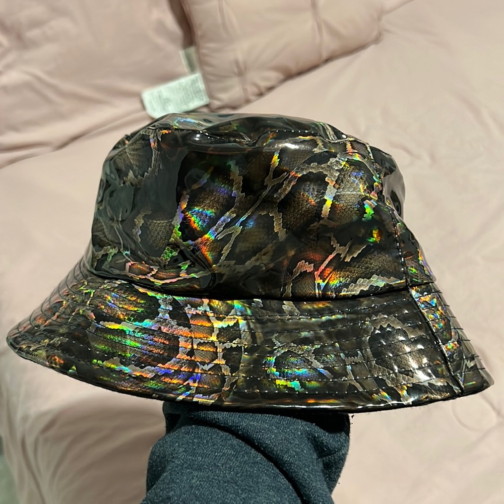 brown snake print holographic bucket hat